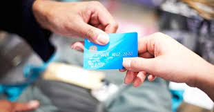Кредитные карты: все о преимуществах и рисках нового продукта «Кыргызкоммерцбанка» - Статьи о пластиковых платежных и кредитных картах